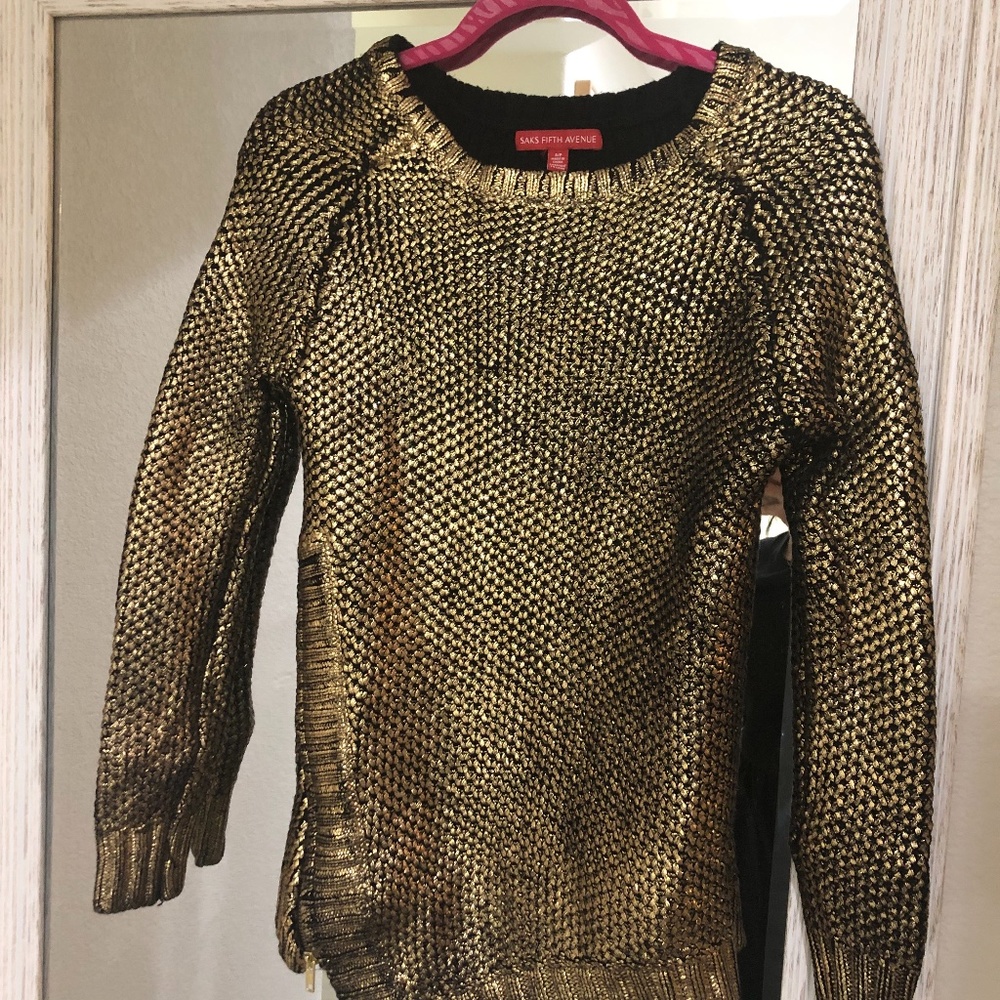 Saks fifth avenue sweater